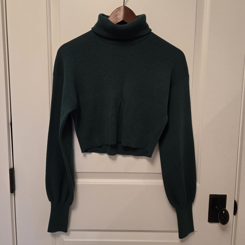 Aritzia Wilfred Rebecca Turtleneck |  | Article #74163  | Size XS